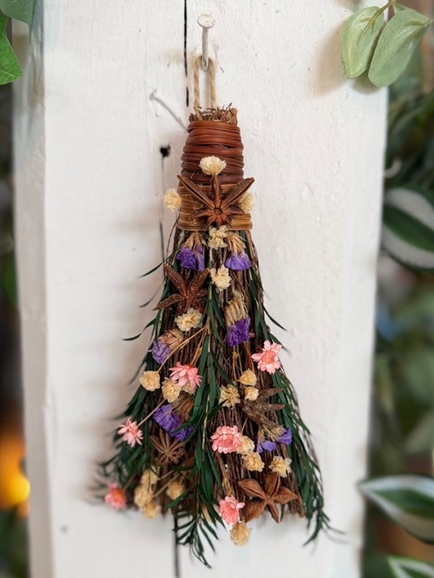Star Anise Besom