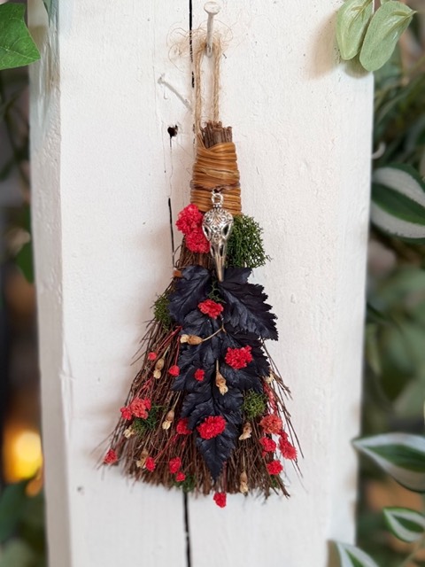 Bird Skull Besom