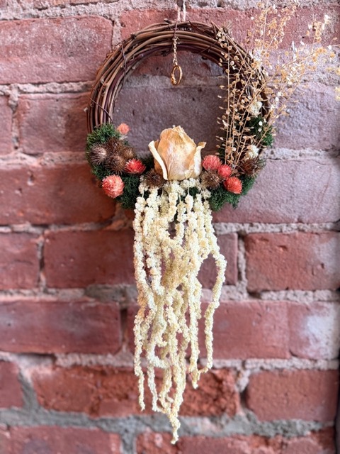 Cream Rose Cascade Wreath