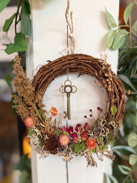 Skeleton Key Wreath (Pink & Orange)